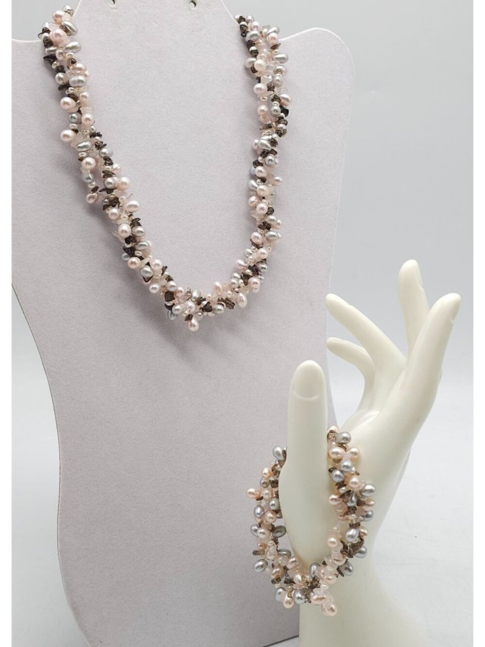 Freshwater Pearl Necklace Bracelet Set Multicolor Beaded Design 18" Secure Clasp